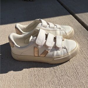 Used Veja Cream and Gold Sneakers size 6
